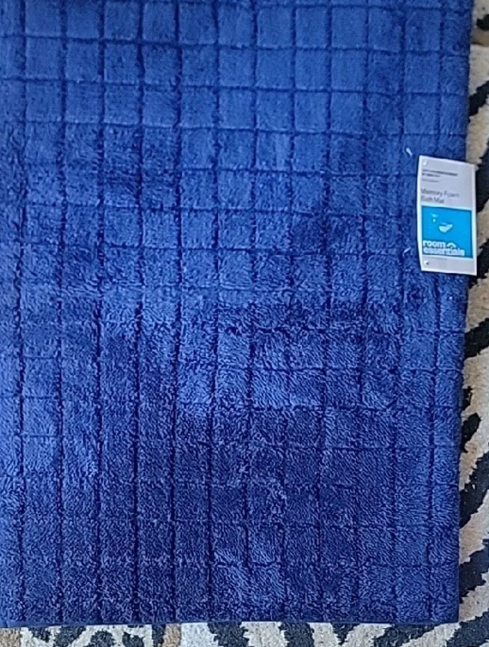 Room Essentials Memory Foam Bath Mat Navy Blue 🧼🛁